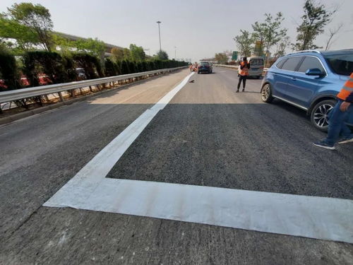 工期提前20天 昆玉高速西半幅完成95% 路橋附屬工程建筑勞務(wù)分包成效顯著